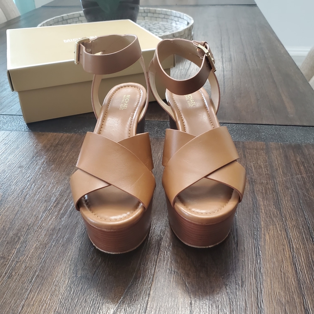 Sandals - Picture 4 of 7